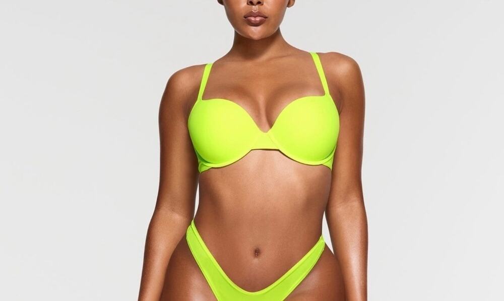 Skims fits everybody scoop plunge bra green highlighter 46DDD